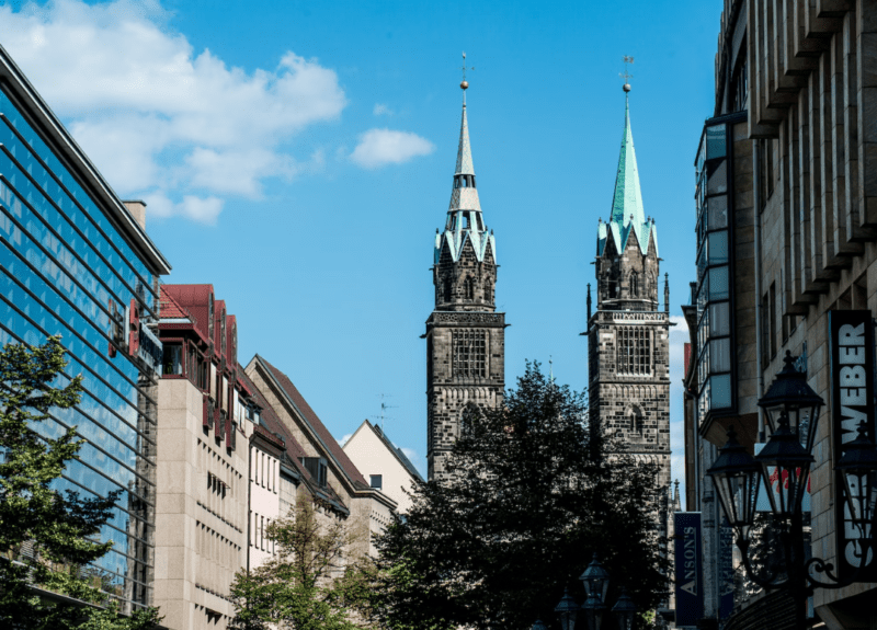 Nürnberg - eine mittelalterliche Stadt mit gut erhaltenen historischen Gebäuden.